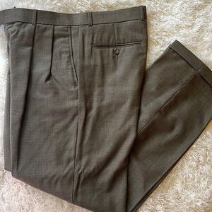 Cordovan&GreyLtd men’s olive /khaki cuffed wool dress pants sz36x32